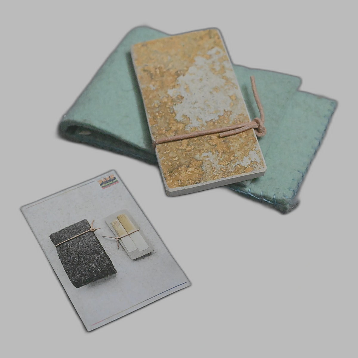 Blattetui Candra Naturstein und Filz